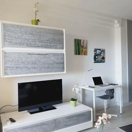 Orlando, Costa Adeje/ Seaview /7 Min Walk To